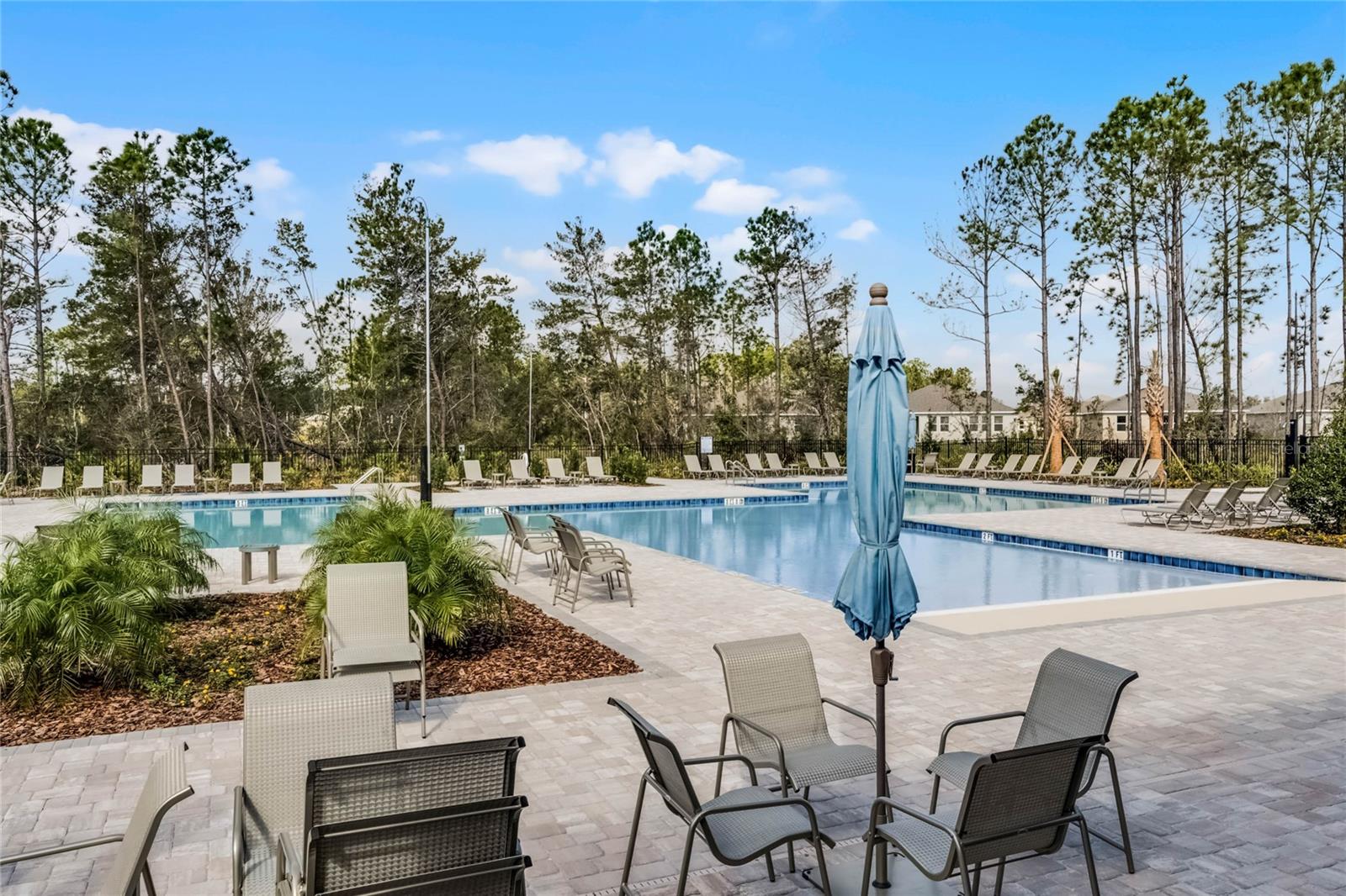 ARCHERS MILL - Residential