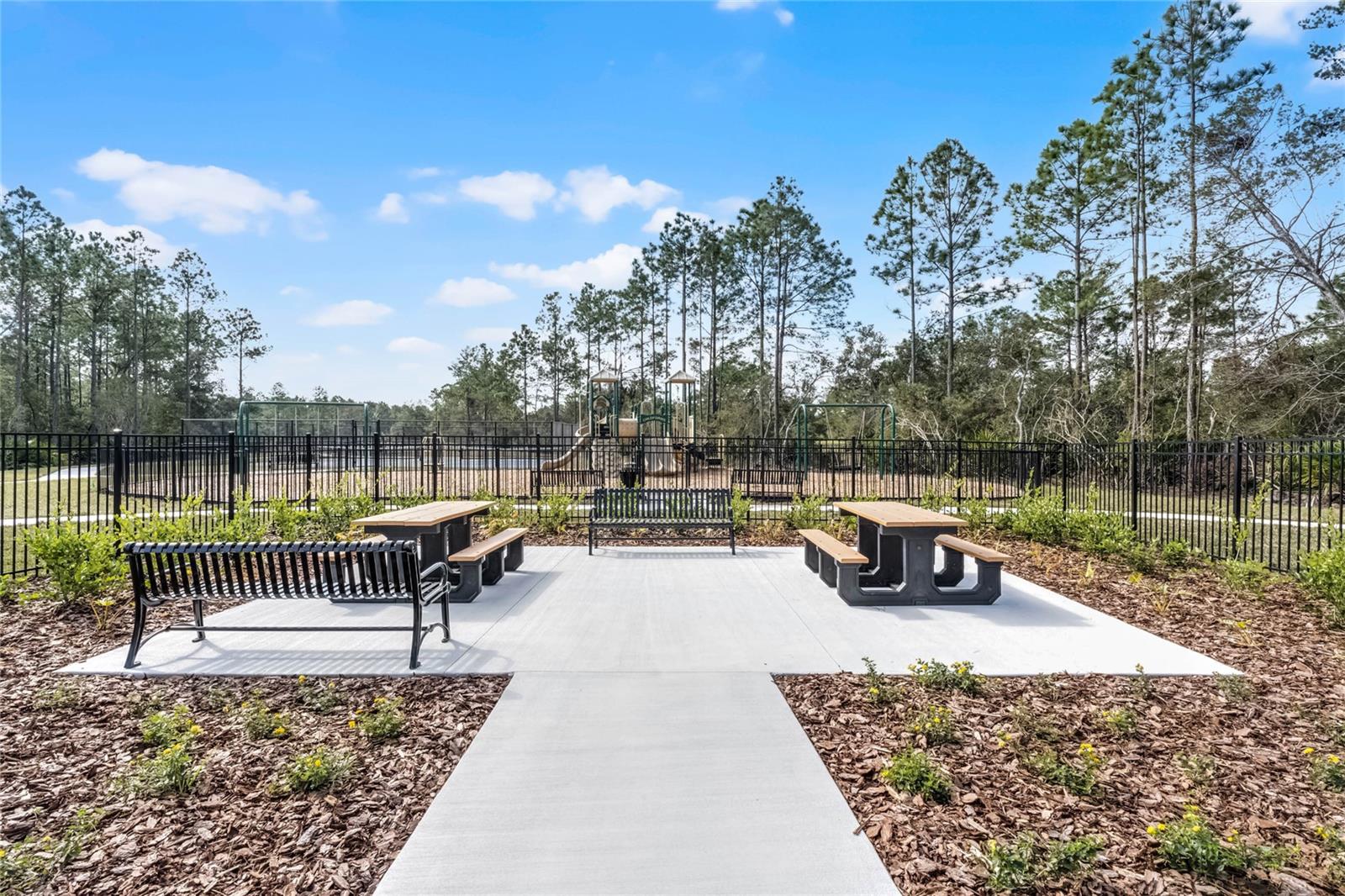 ARCHERS MILL - Residential