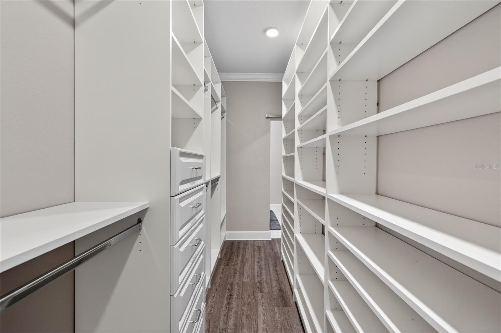 NEW EDEN ON THE LAKES UNIT 15 REPLAT - Residential