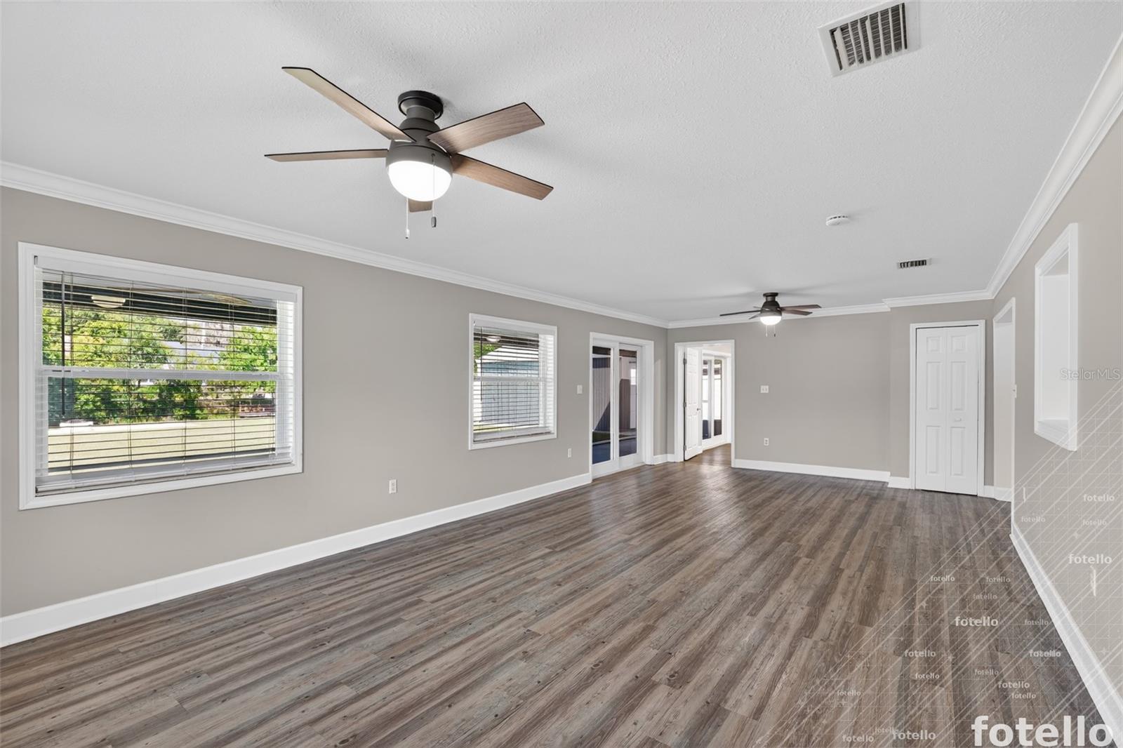 NEW EDEN ON THE LAKES UNIT 15 REPLAT - Residential
