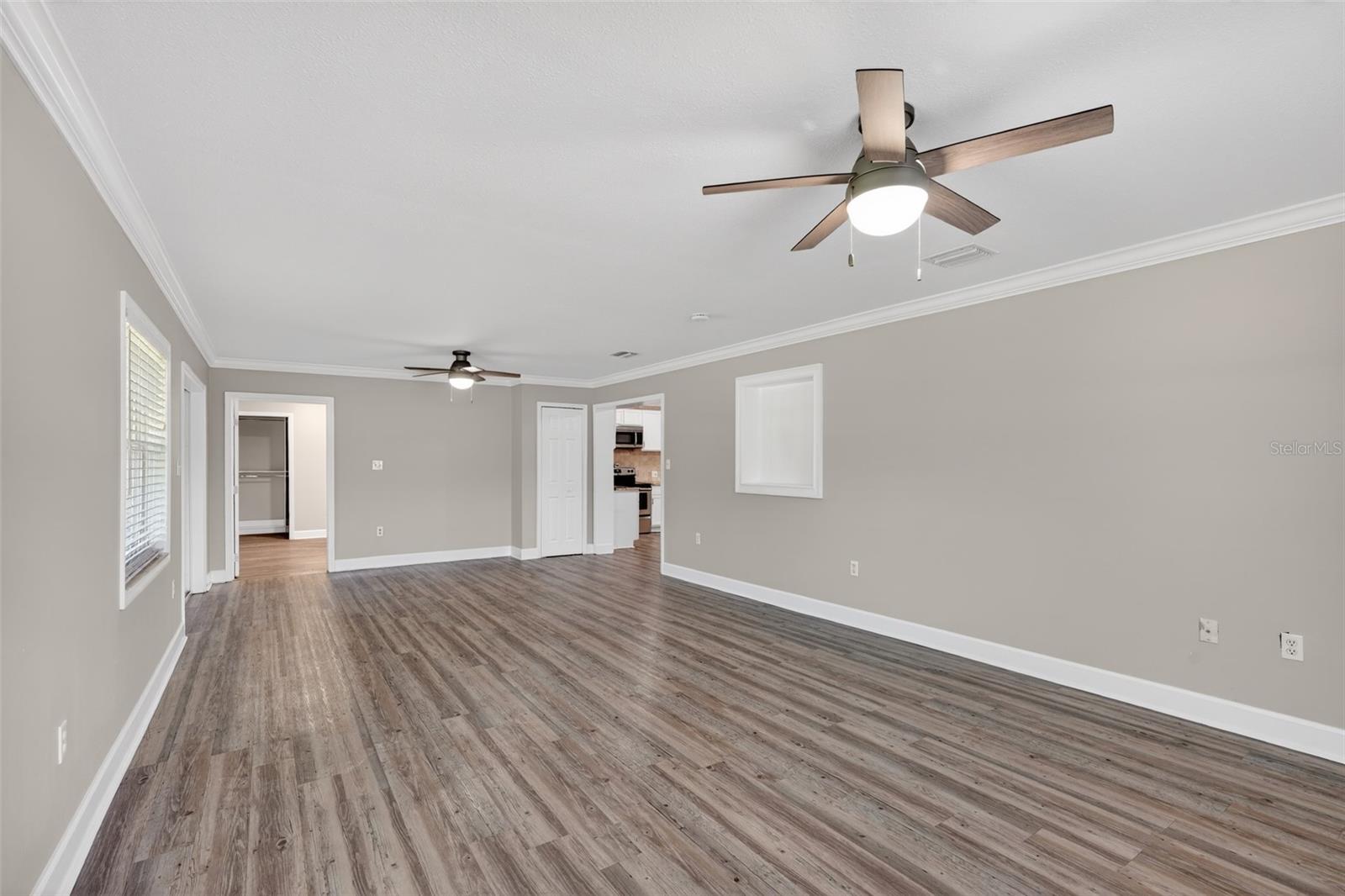 NEW EDEN ON THE LAKES UNIT 15 REPLAT - Residential