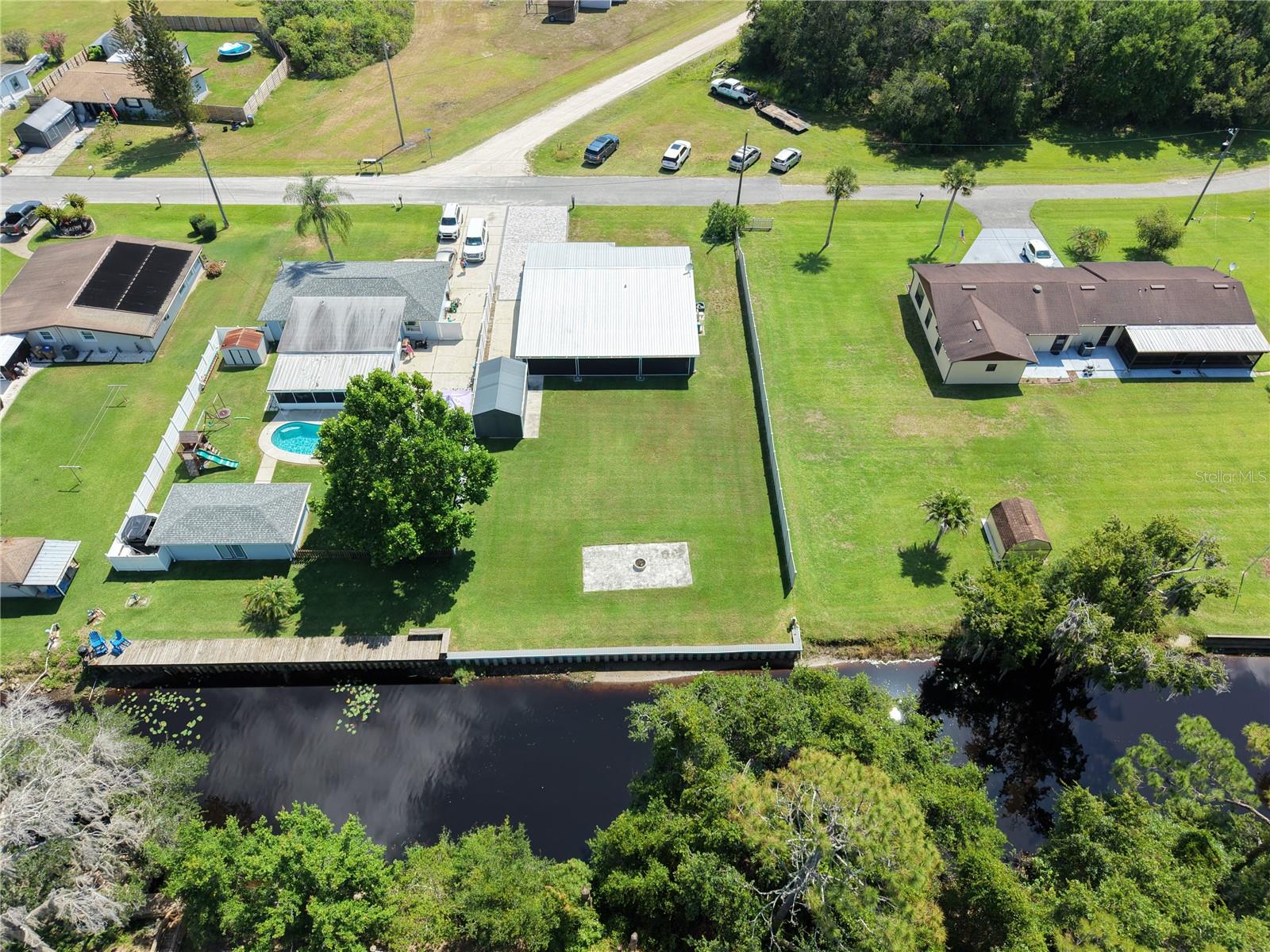 NEW EDEN ON THE LAKES UNIT 15 REPLAT - Residential
