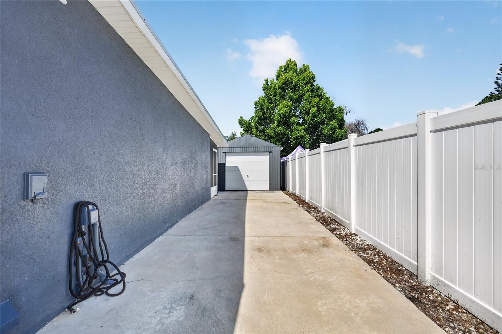 NEW EDEN ON THE LAKES UNIT 15 REPLAT - Residential