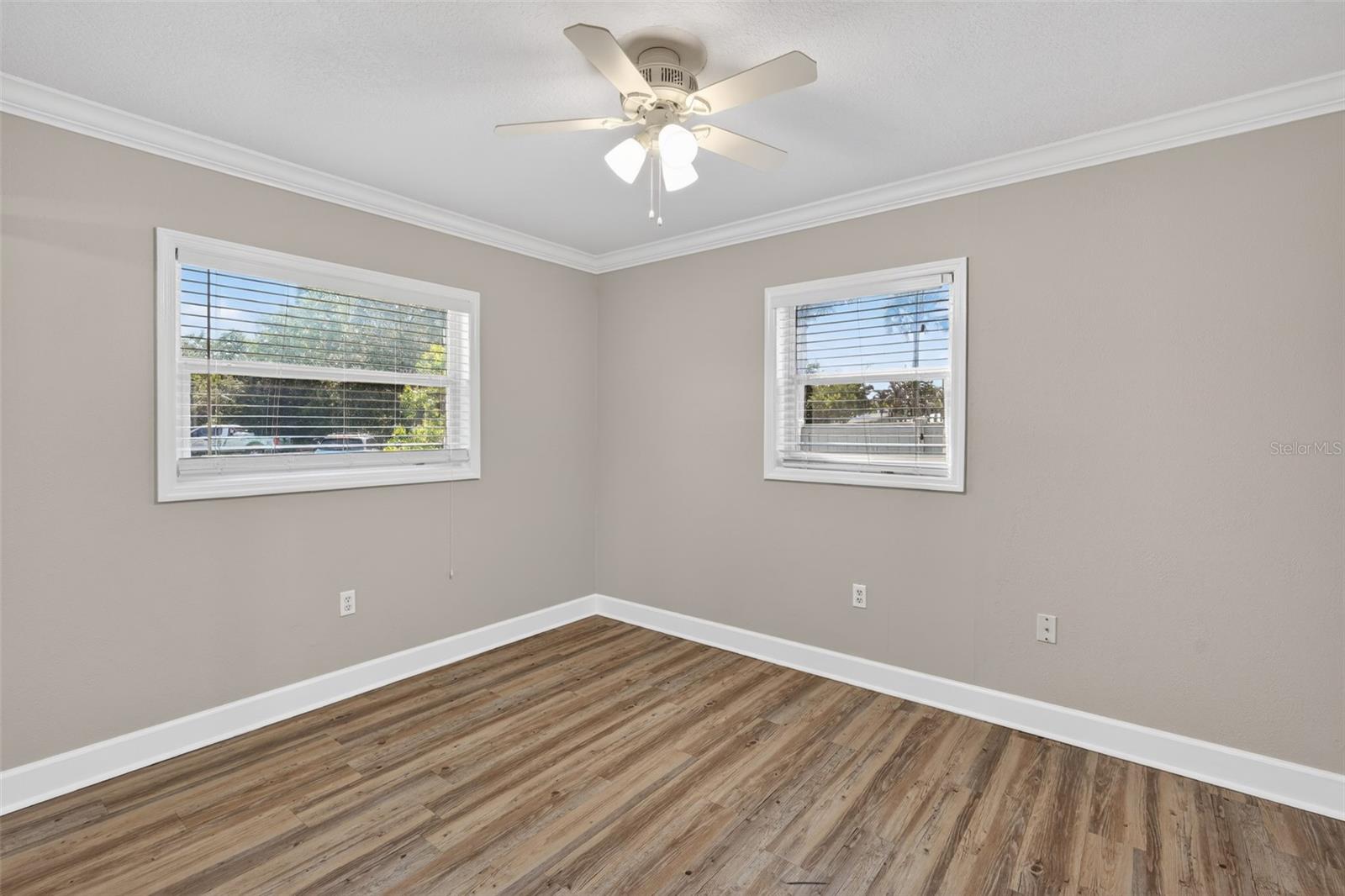 NEW EDEN ON THE LAKES UNIT 15 REPLAT - Residential
