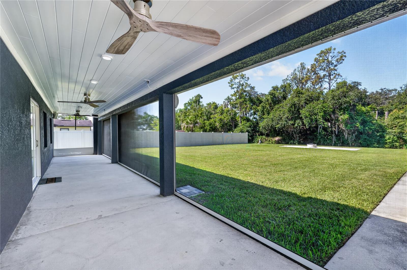 NEW EDEN ON THE LAKES UNIT 15 REPLAT - Residential