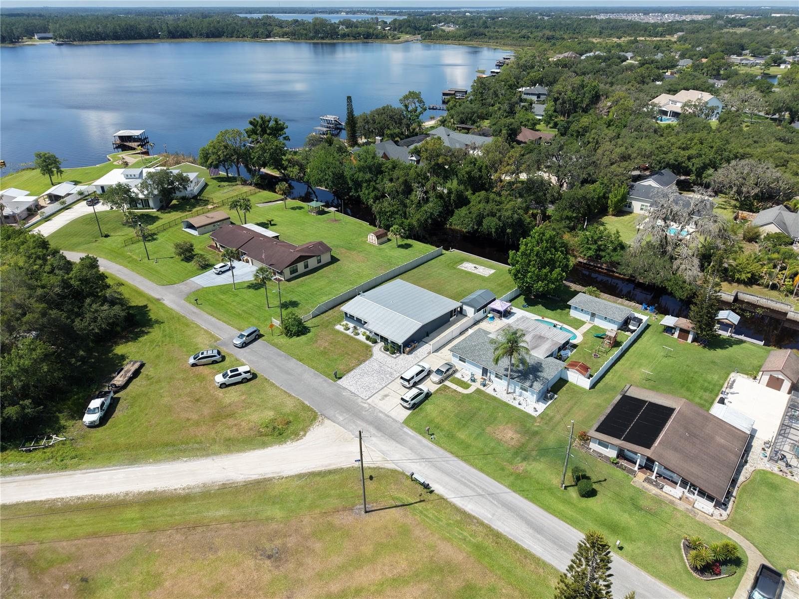 NEW EDEN ON THE LAKES UNIT 15 REPLAT - Residential