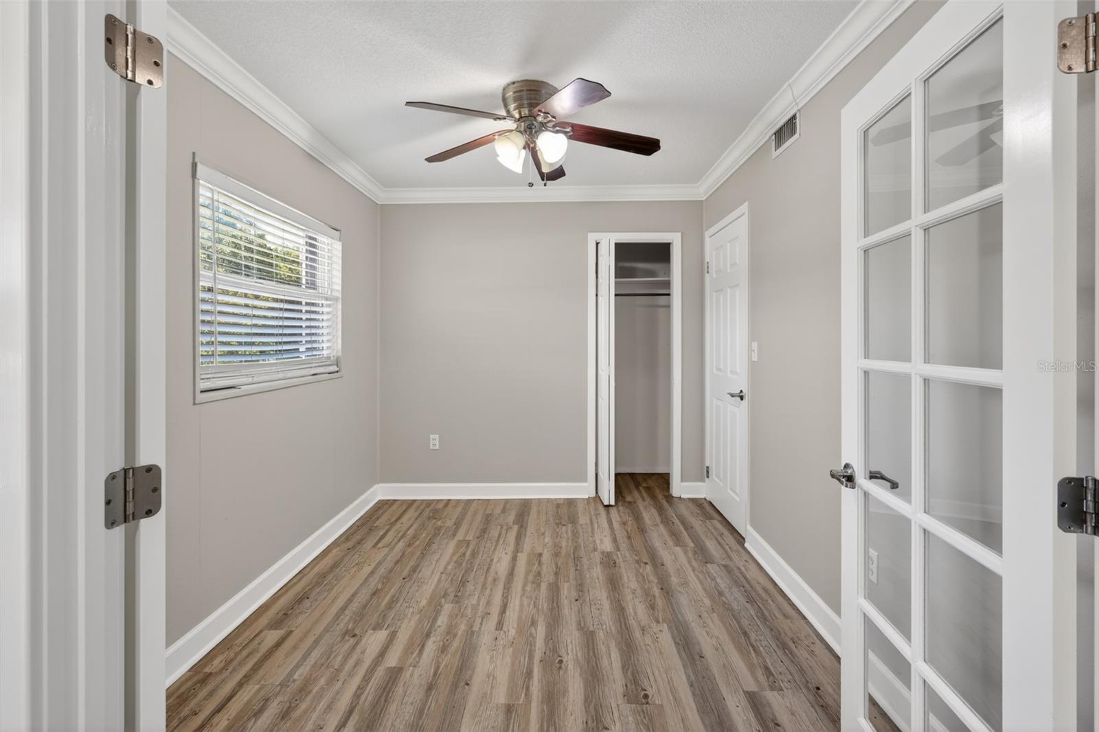 NEW EDEN ON THE LAKES UNIT 15 REPLAT - Residential