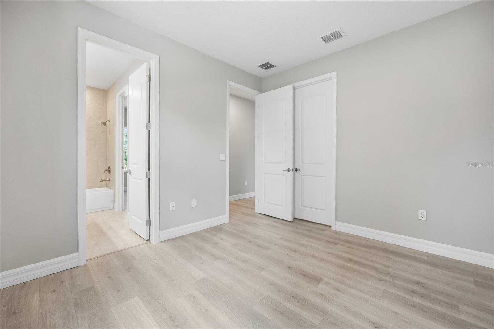 CLEARVIEW ESTATES SECOND ADD - Residential