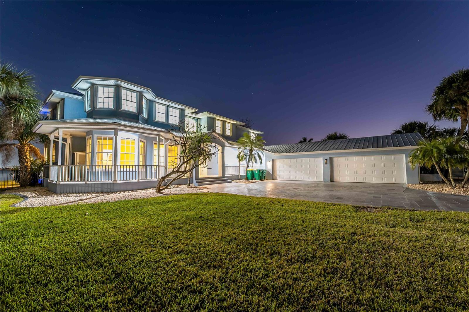 CHARLOTTE SHORES UNIT 1 - Residential