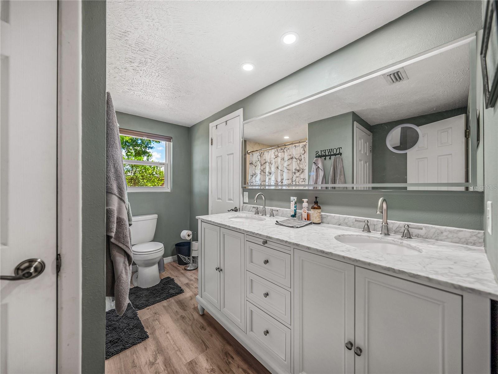 CROOKED LAKE PARK TR 05 - Residential