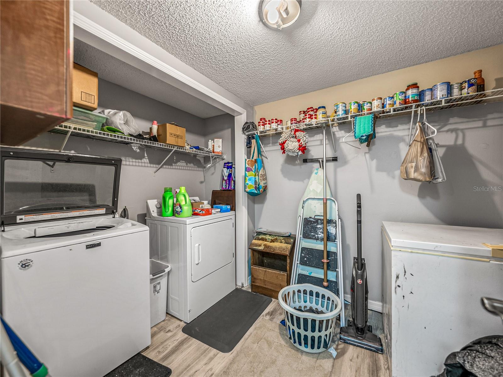 CROOKED LAKE PARK TR 05 - Residential
