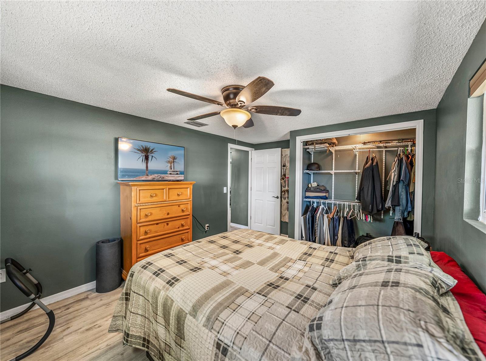 CROOKED LAKE PARK TR 05 - Residential
