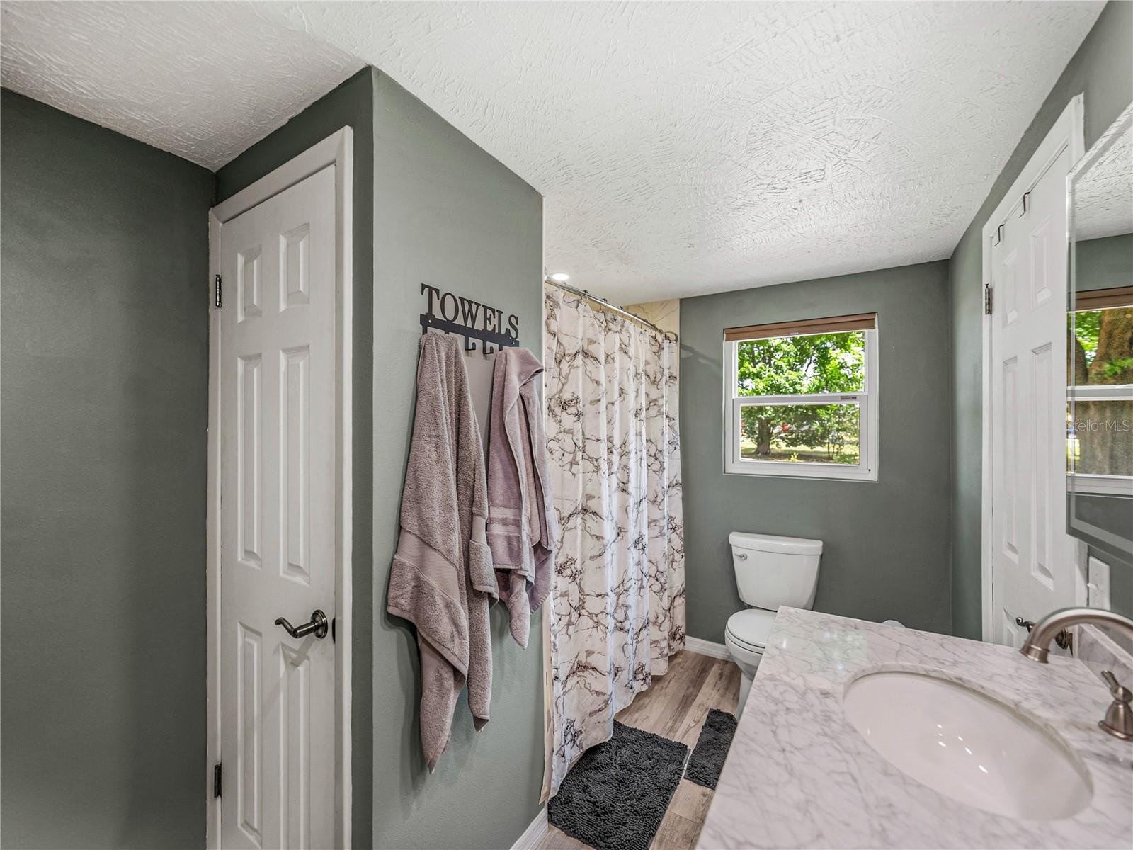 CROOKED LAKE PARK TR 05 - Residential