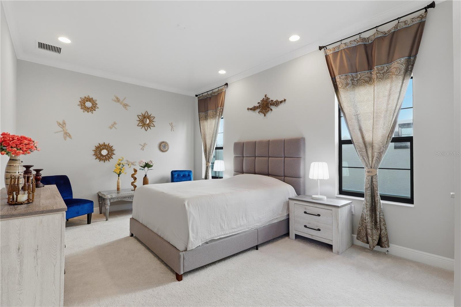 PRISTINE LAKE PRESERVE - Residential