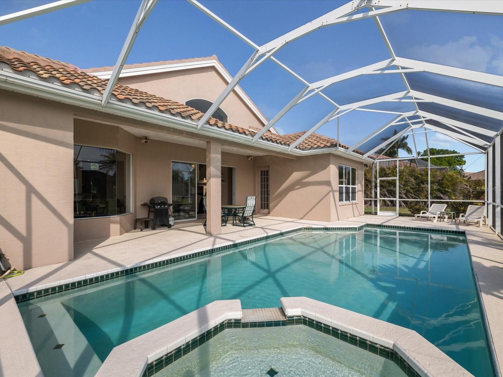 BAYOU CLUB ESTATES TR 5 PH 2 - Residential