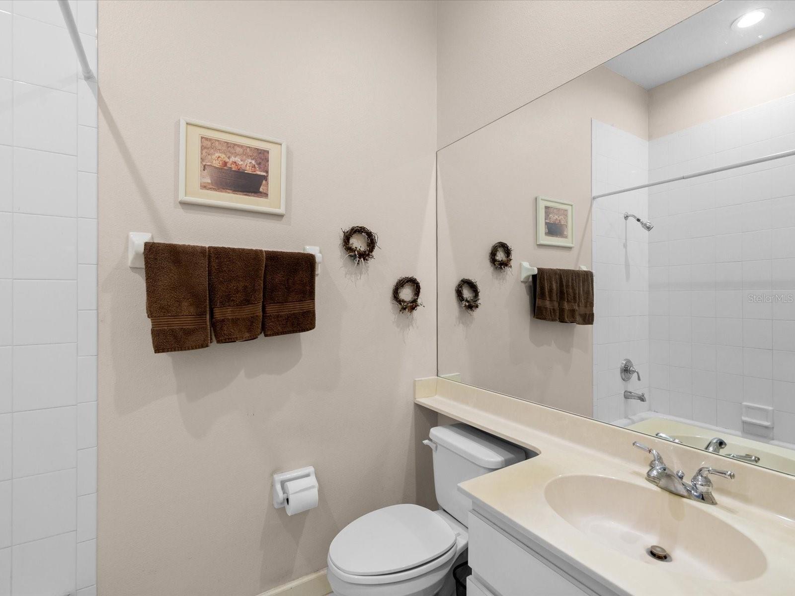 BAYOU CLUB ESTATES TR 5 PH 2 - Residential