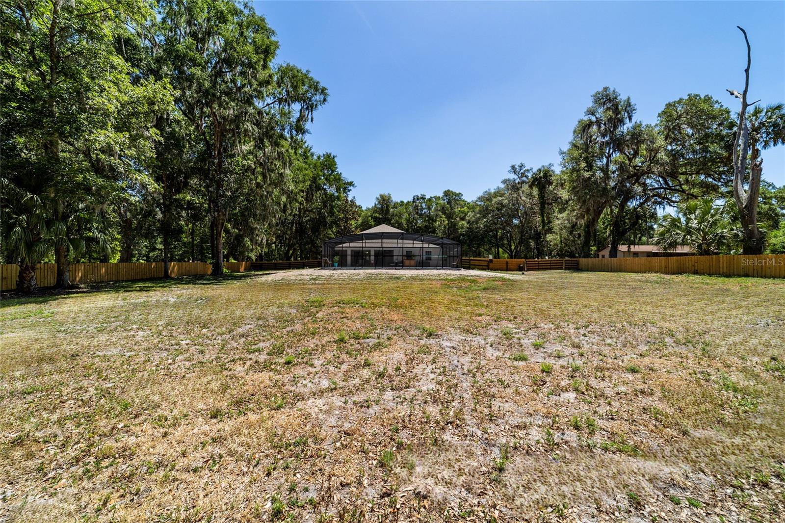 MEADOWBROOK RANCHES - Residential