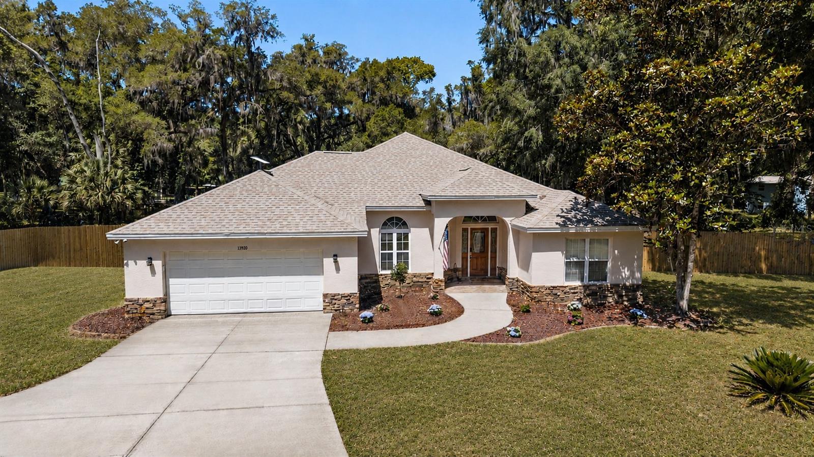 MEADOWBROOK RANCHES - Residential