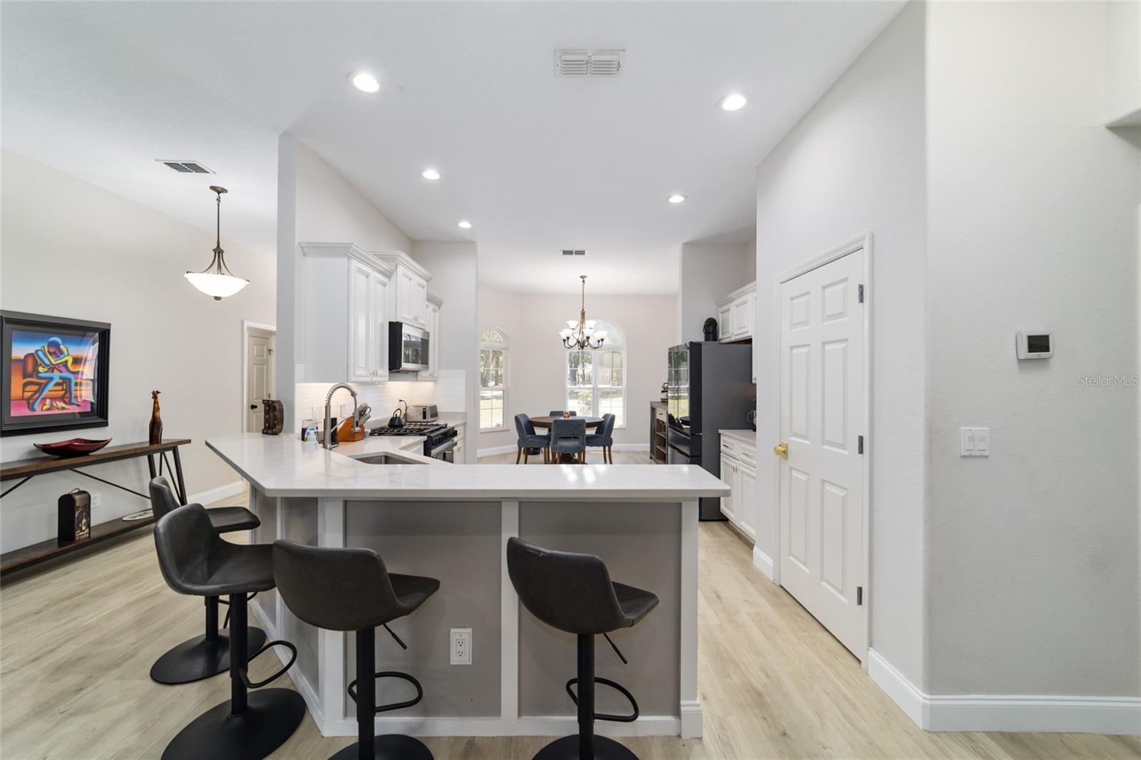 MEADOWBROOK RANCHES - Residential