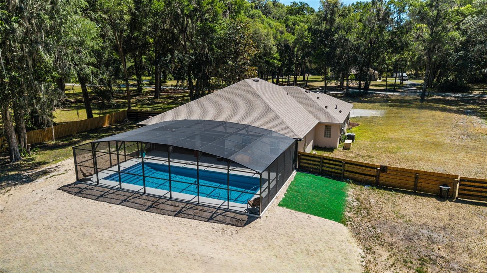 MEADOWBROOK RANCHES - Residential