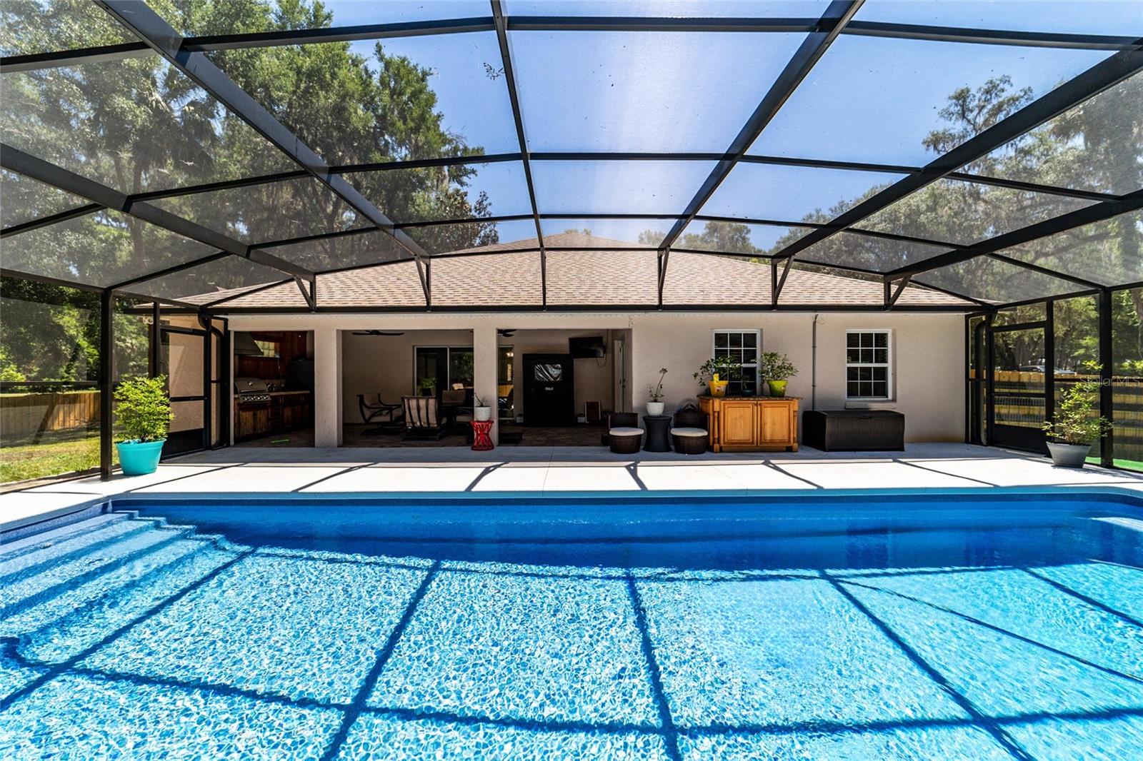 MEADOWBROOK RANCHES - Residential