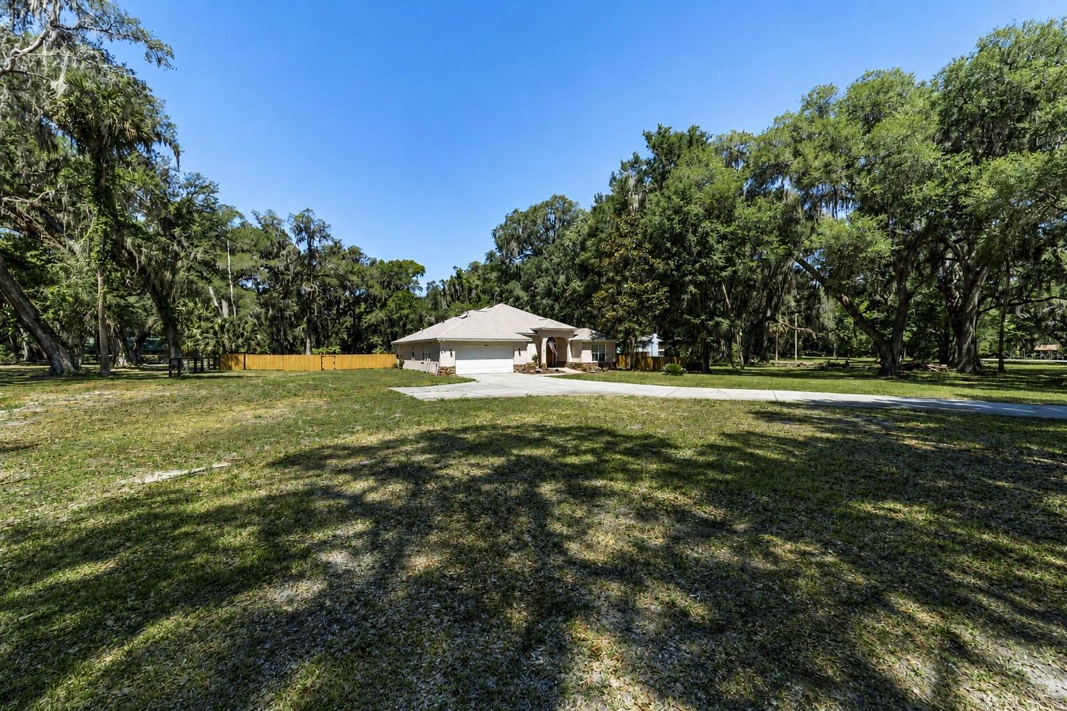 MEADOWBROOK RANCHES - Residential