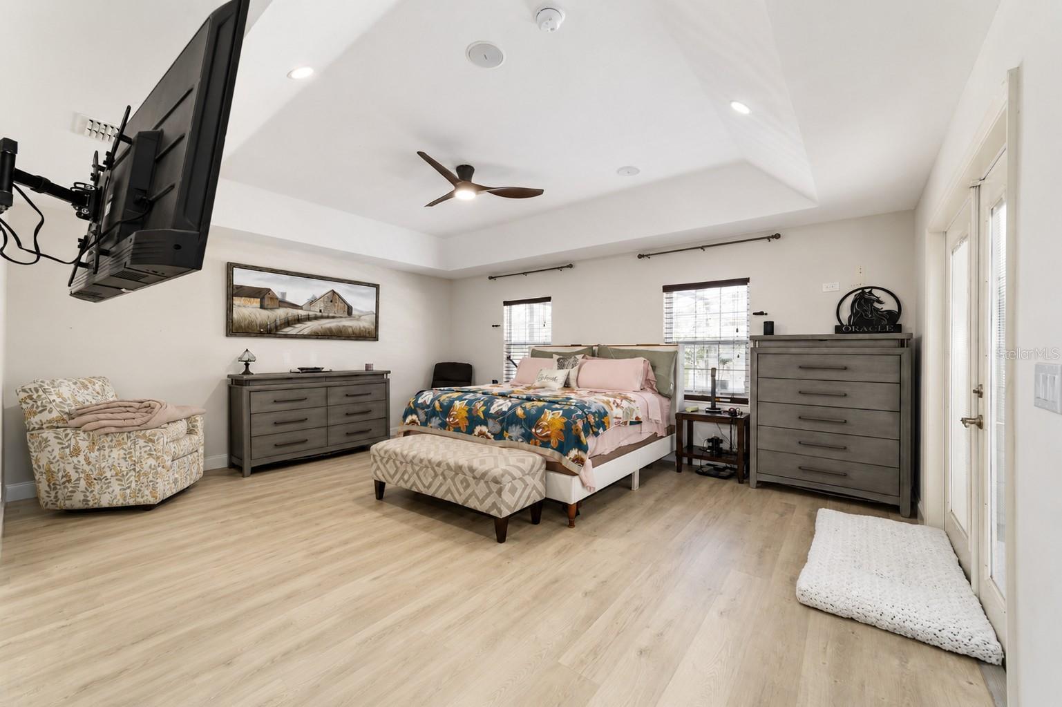 MEADOWBROOK RANCHES - Residential