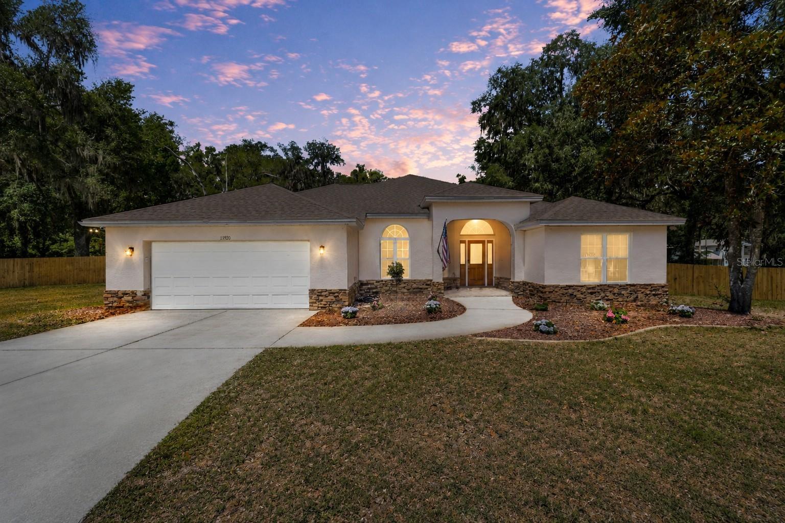 MEADOWBROOK RANCHES - Residential