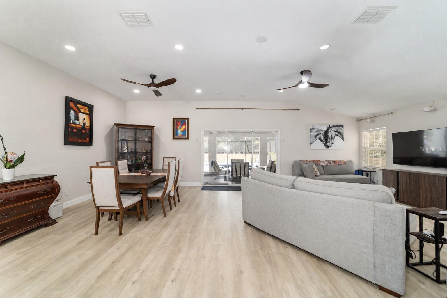 MEADOWBROOK RANCHES - Residential