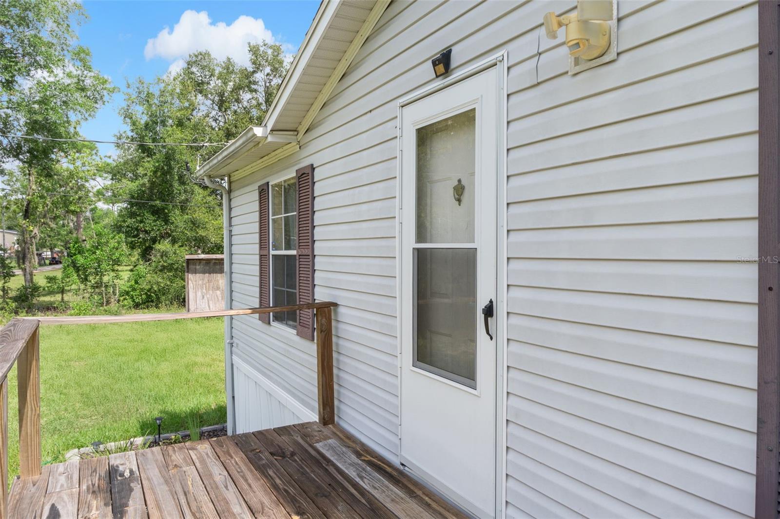 LEISURE ACRES UNIT 01 - Residential