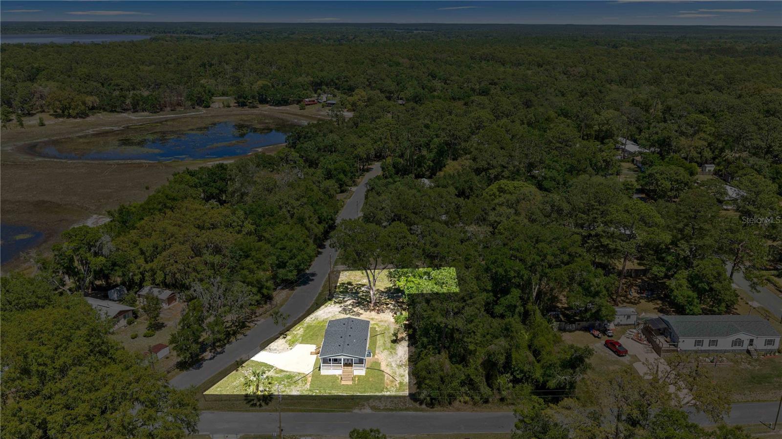 WOODS & LAKES - Residential
