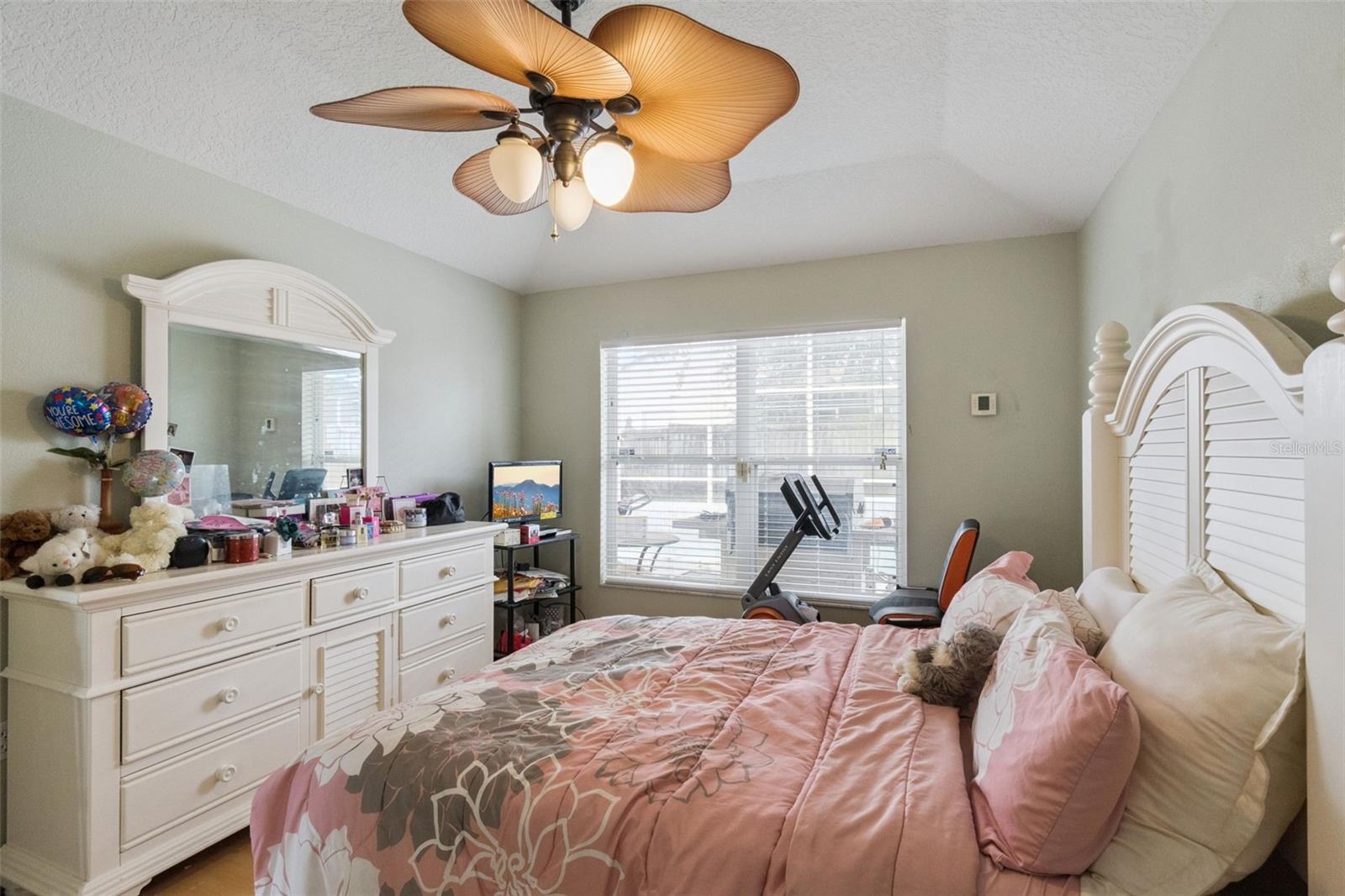 EAGLERIDGE PH 02 - Residential