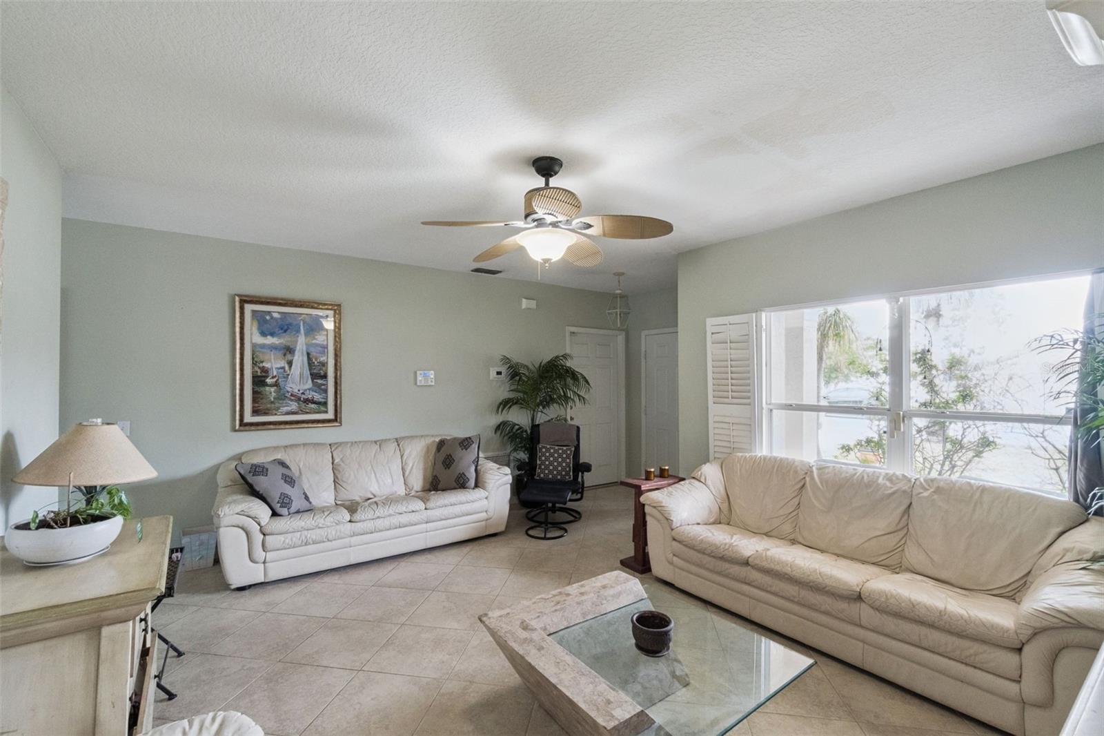 EAGLERIDGE PH 02 - Residential
