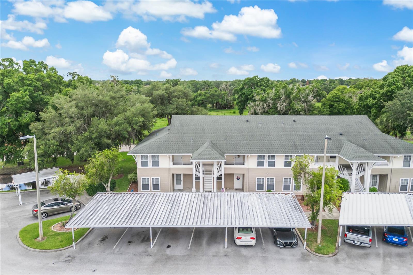 ST ANDREWS AT IMPERIALAKES CONDO - Residential