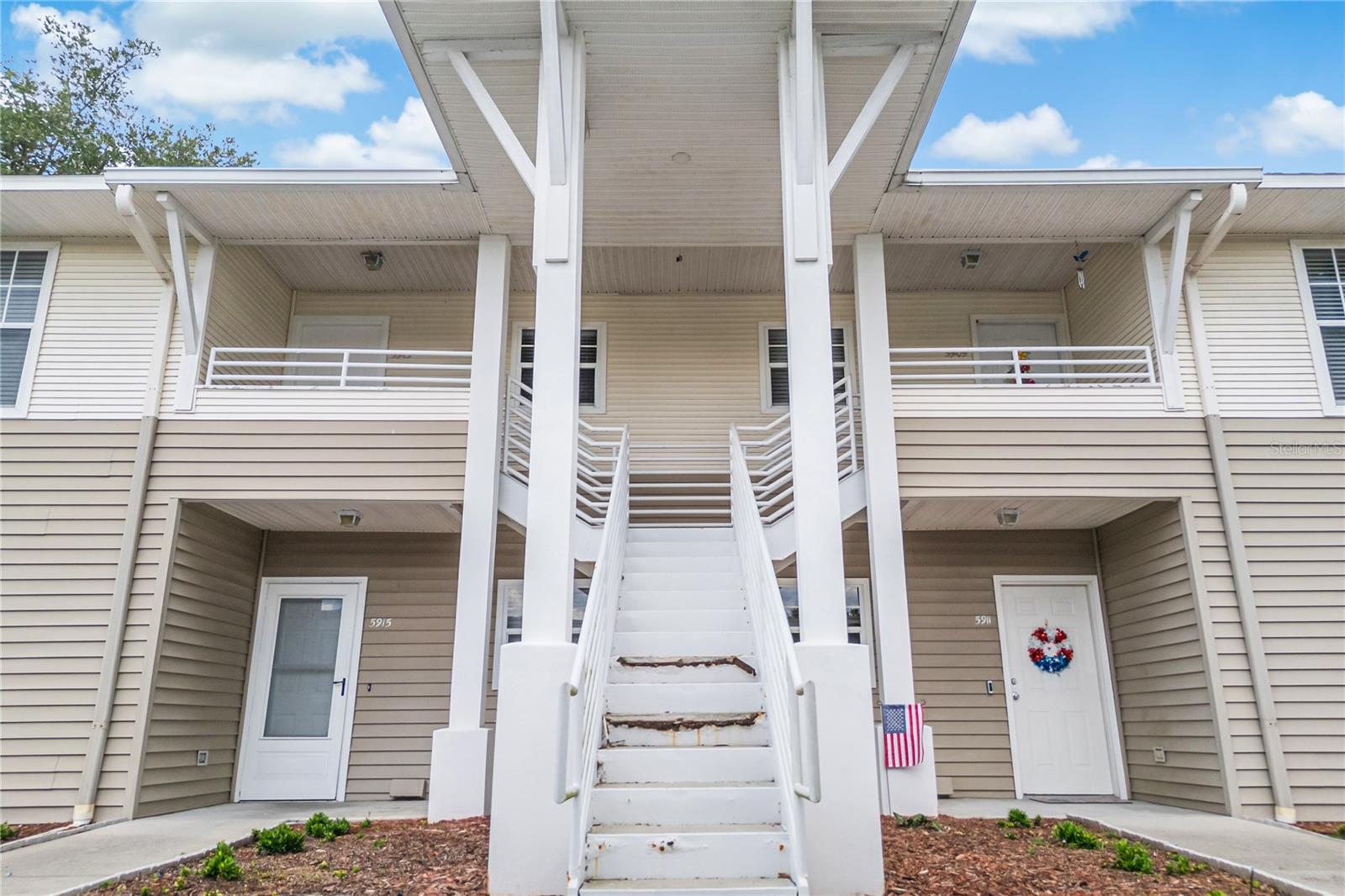 ST ANDREWS AT IMPERIALAKES CONDO - Residential