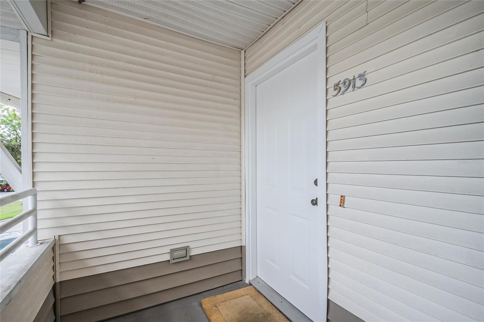 ST ANDREWS AT IMPERIALAKES CONDO - Residential