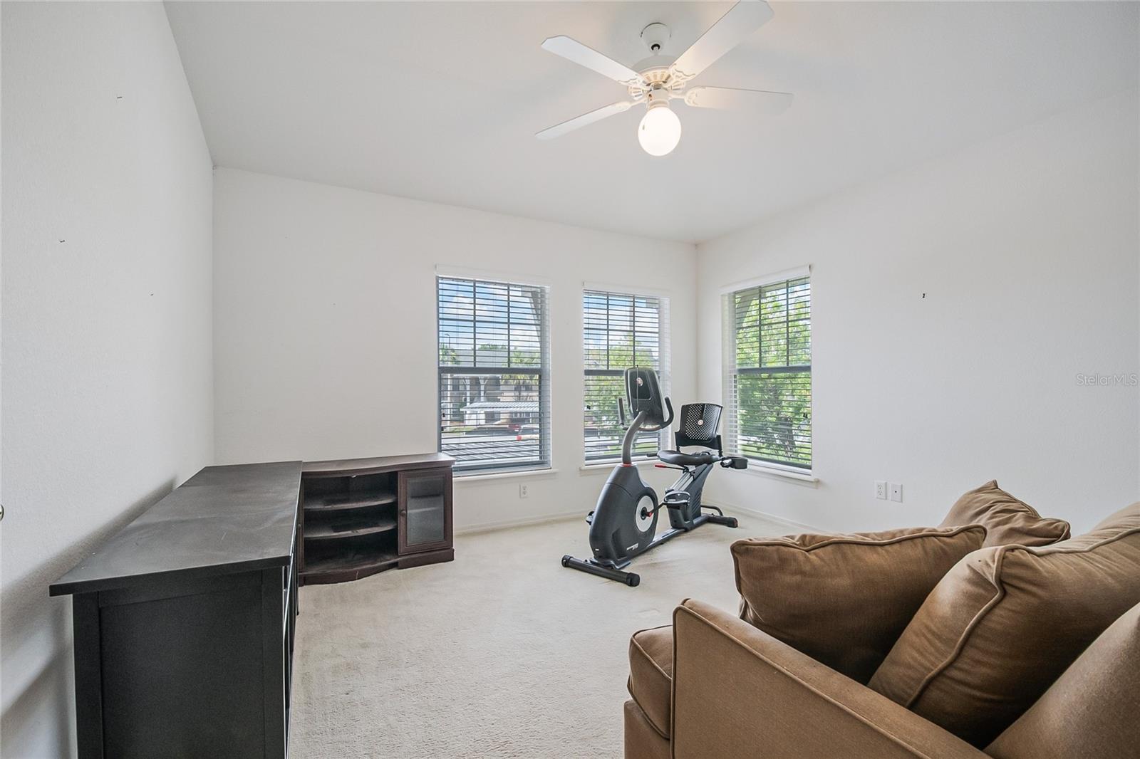 ST ANDREWS AT IMPERIALAKES CONDO - Residential
