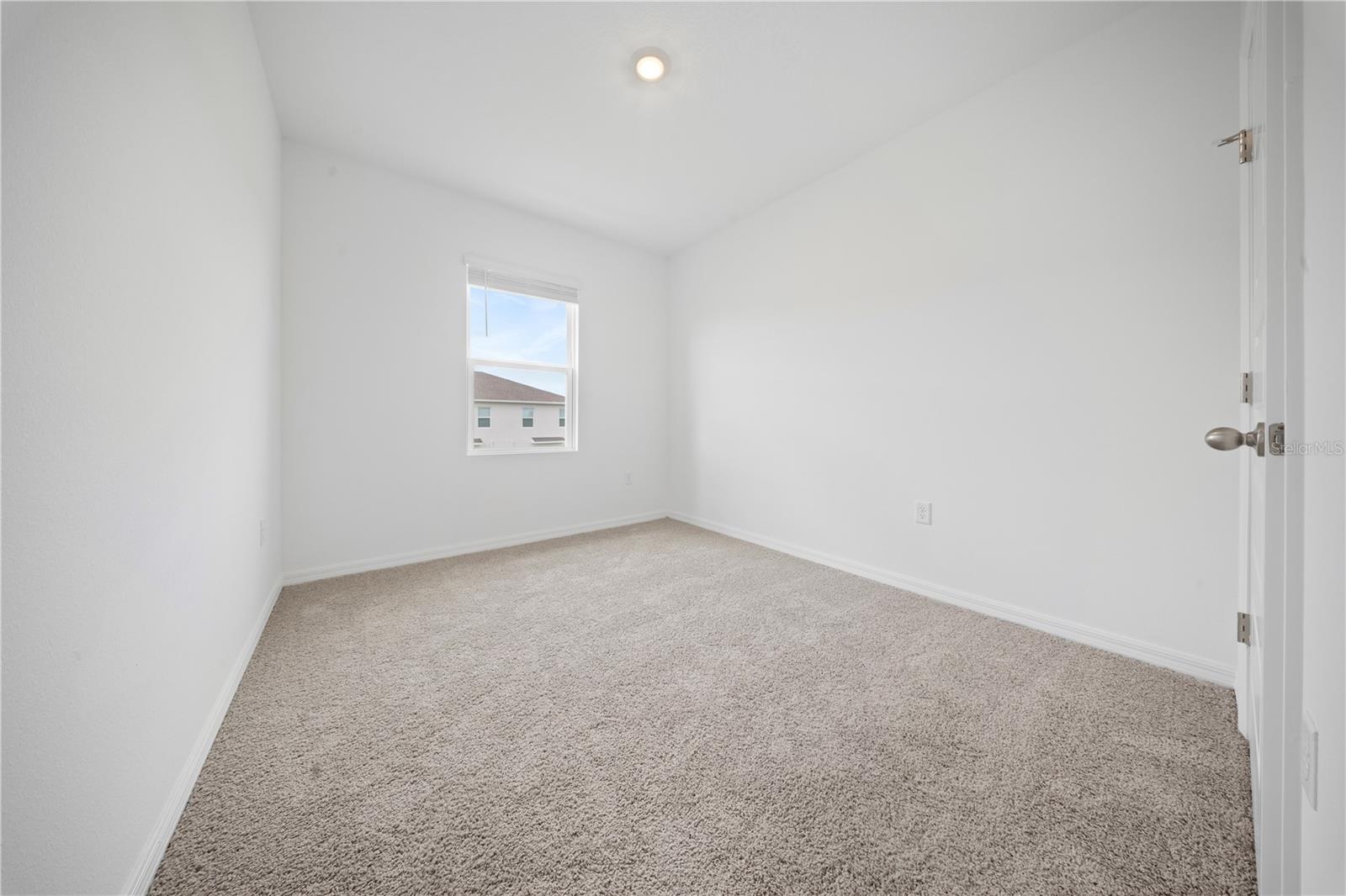 HAWTHORNE PH 3A-3B - Residential Lease