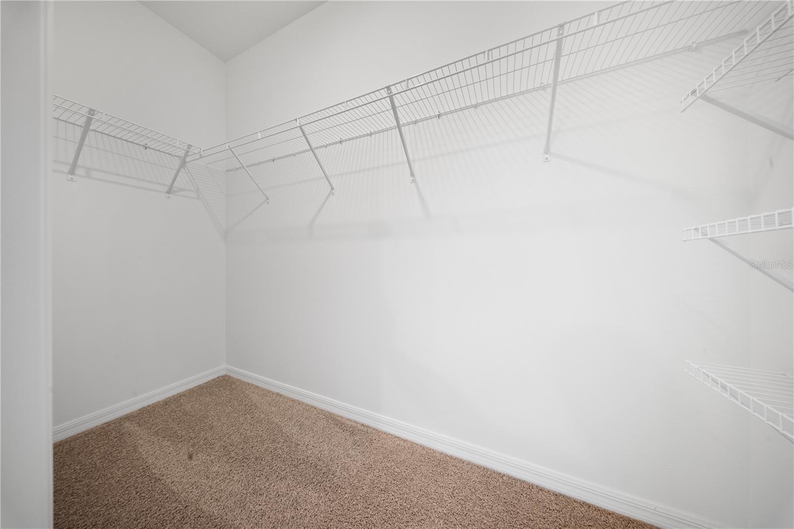 HAWTHORNE PH 3A-3B - Residential Lease