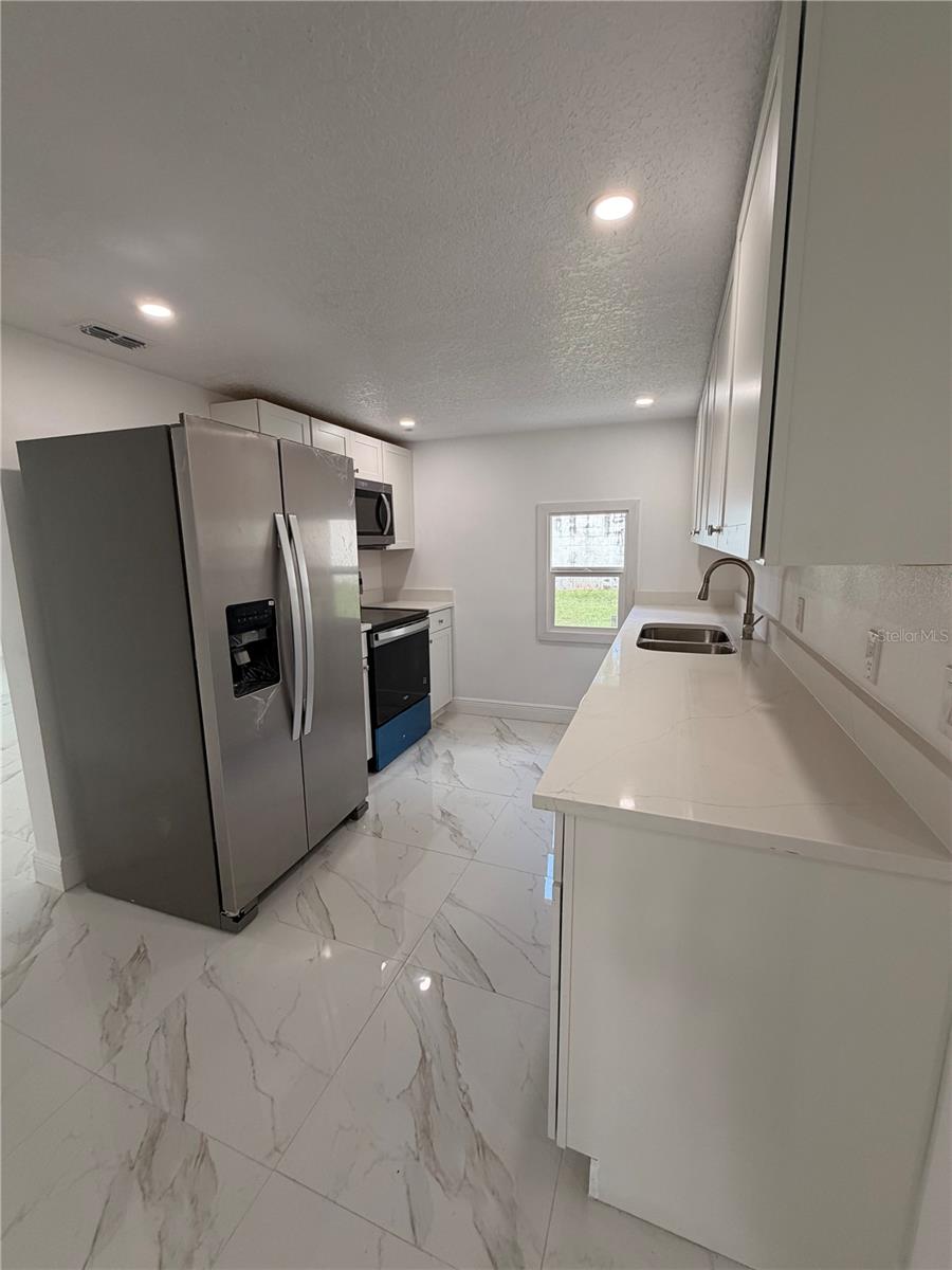 FAIRVIEW SHORES - Residential