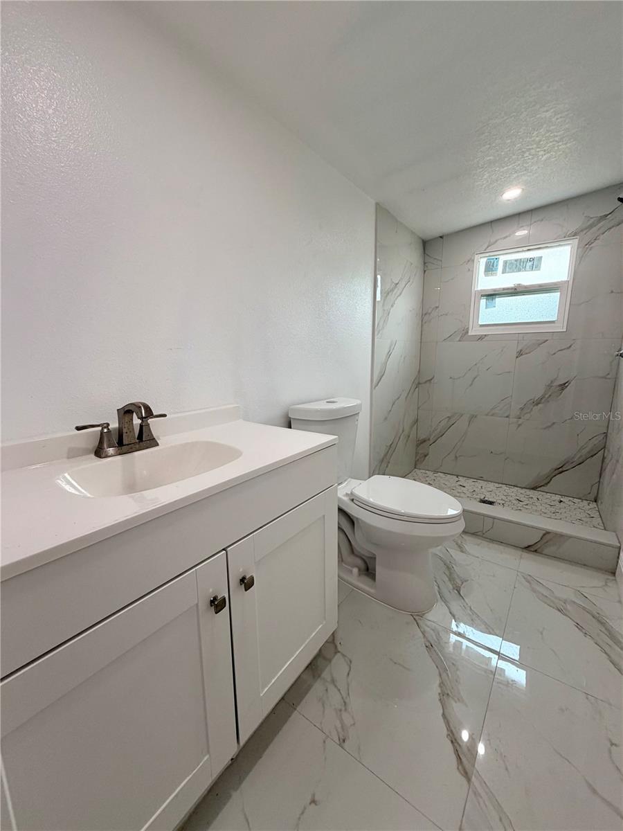 FAIRVIEW SHORES - Residential