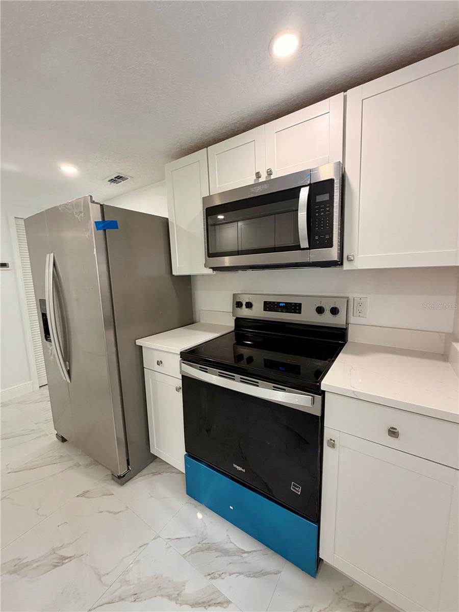FAIRVIEW SHORES - Residential