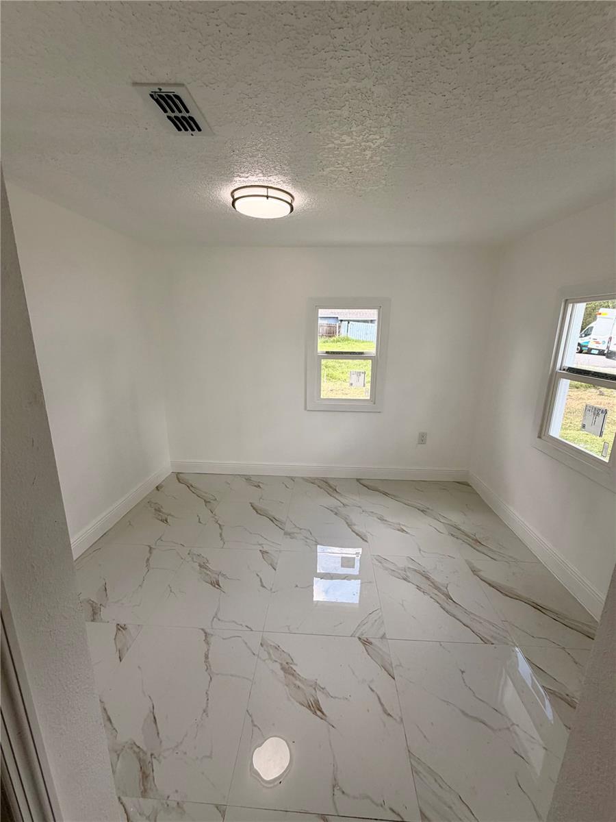 FAIRVIEW SHORES - Residential