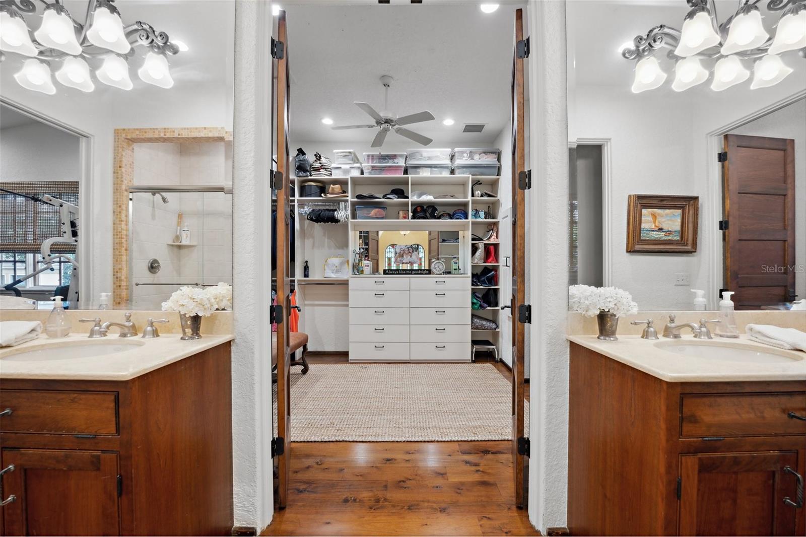 TWELVE OAKS - Residential