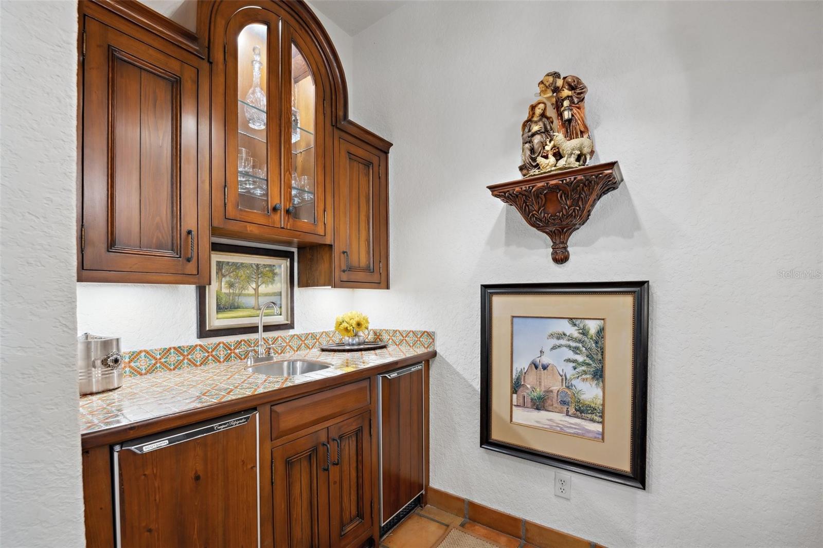 TWELVE OAKS - Residential