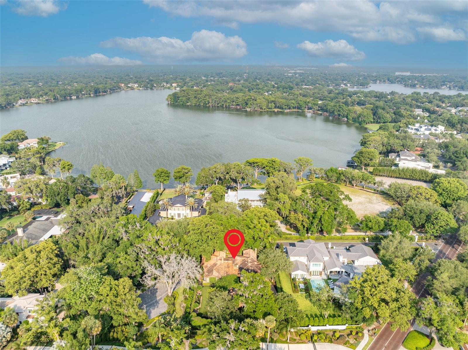 TWELVE OAKS - Residential