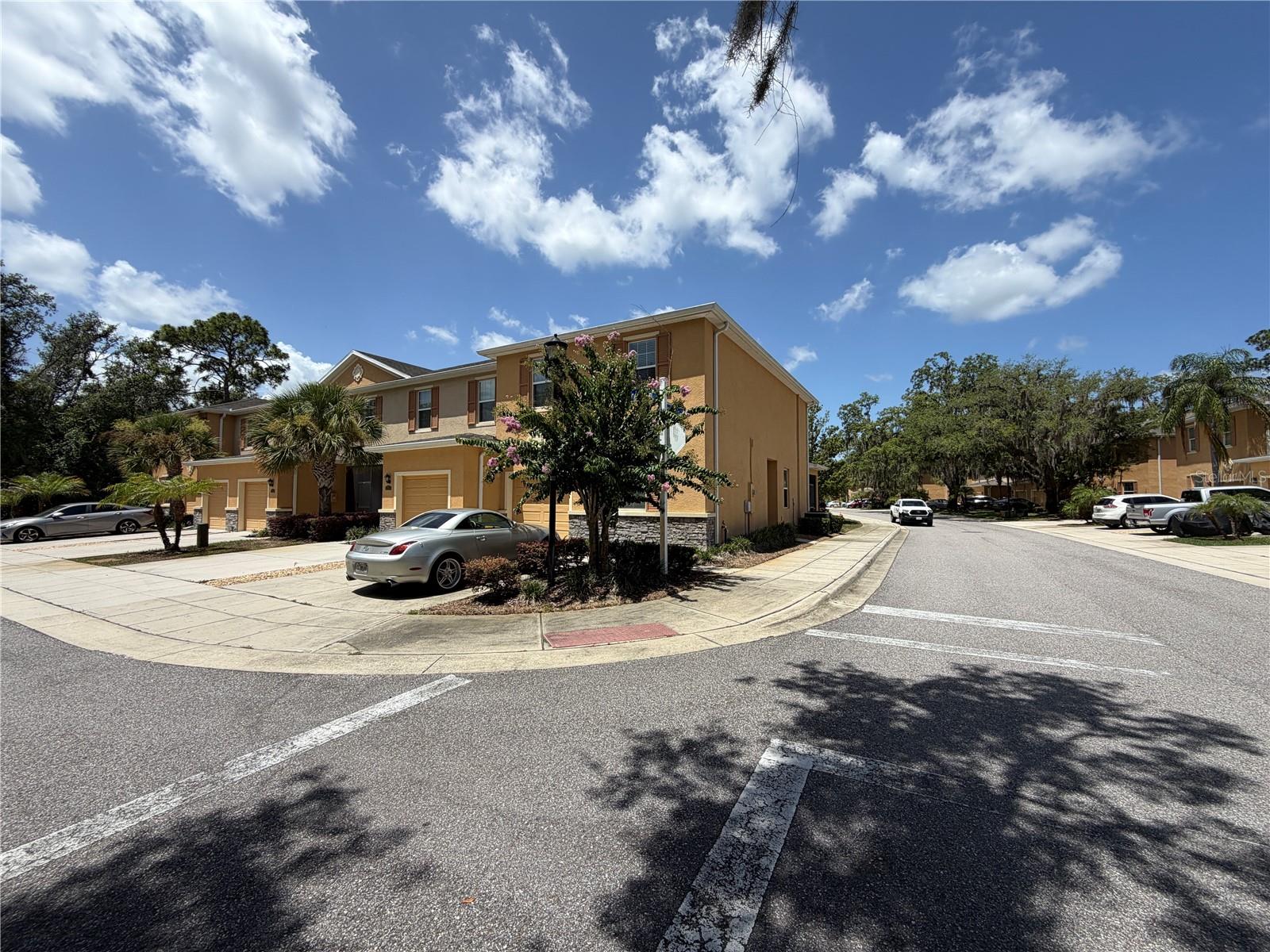 HIDDEN RIVER TWNHMS PH 2 - Residential Lease