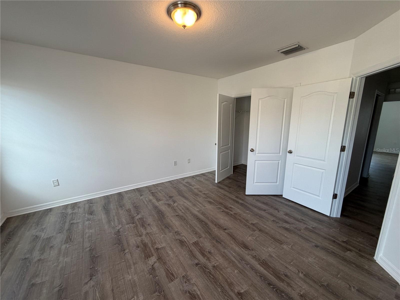 HIDDEN RIVER TWNHMS PH 2 - Residential Lease