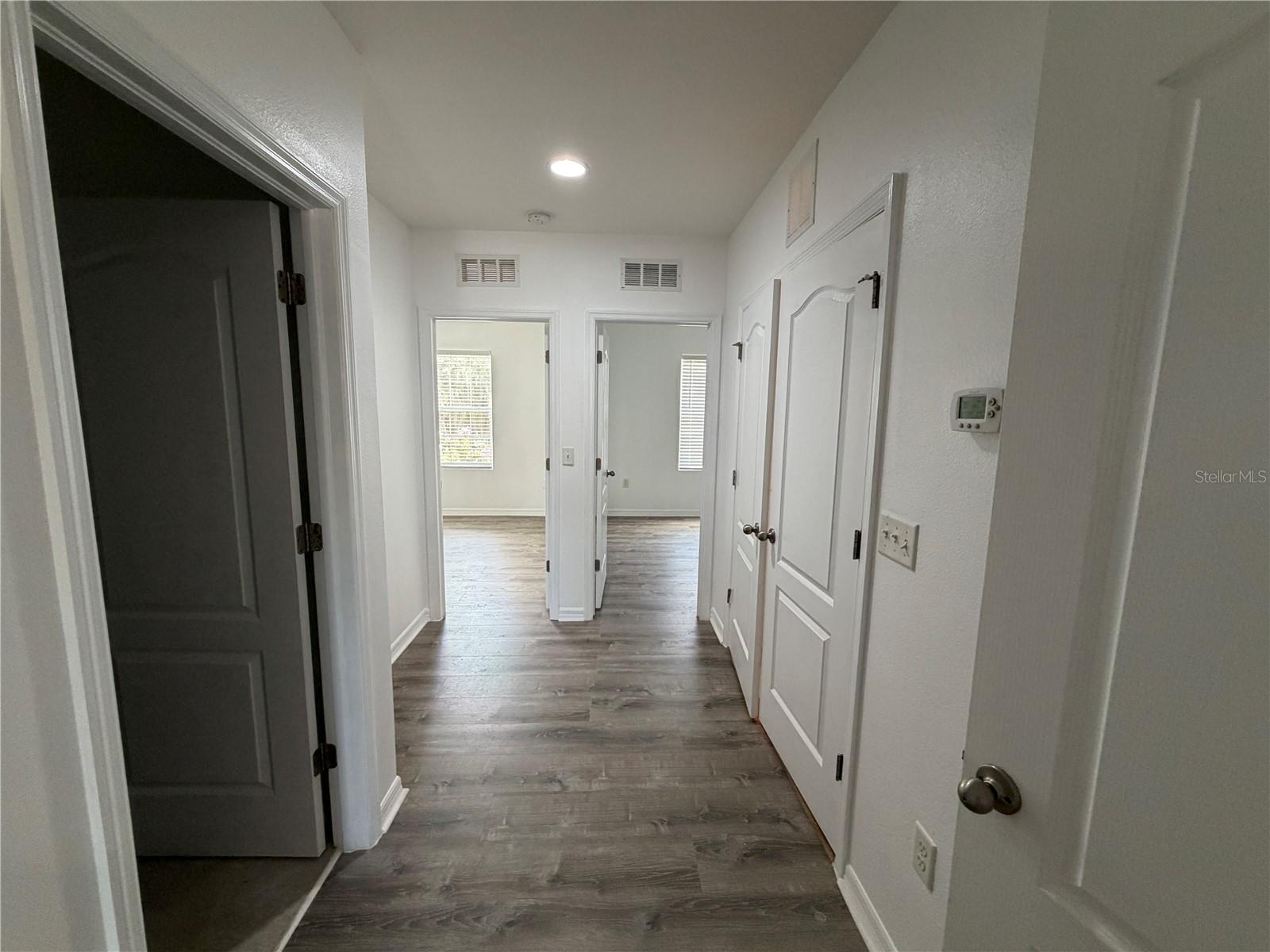 HIDDEN RIVER TWNHMS PH 2 - Residential Lease