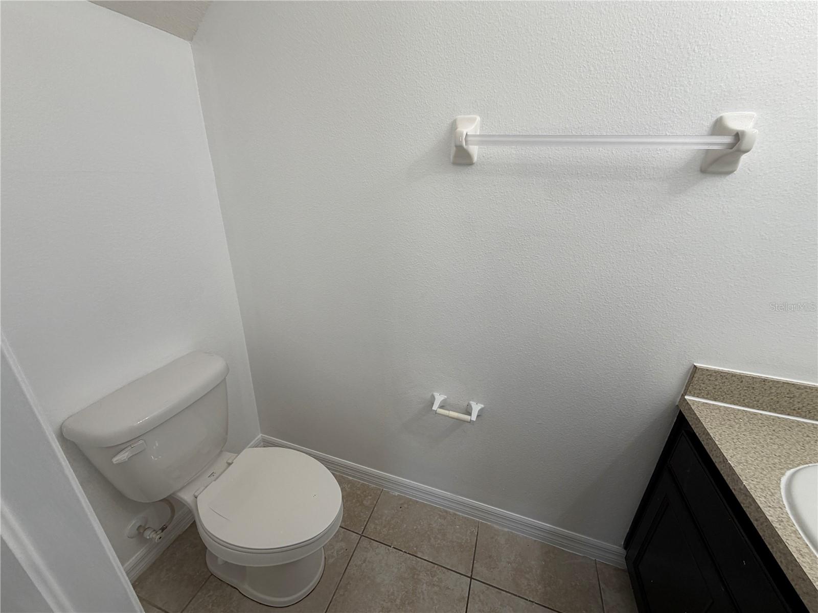 HIDDEN RIVER TWNHMS PH 2 - Residential Lease